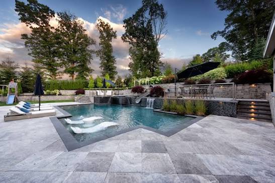 Pool Maintenance and Pool Cleaning Are Not the Same Job